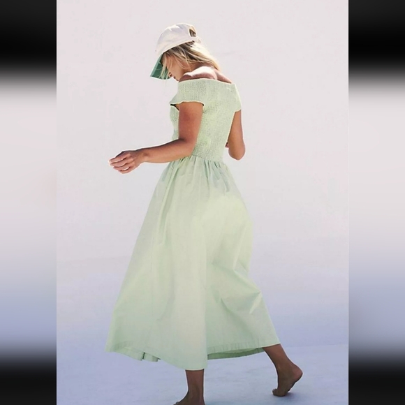 Free People Dresses & Skirts - Free People Ceci Smocked Midi Dress Free-est  $98 Green Medium Nwot